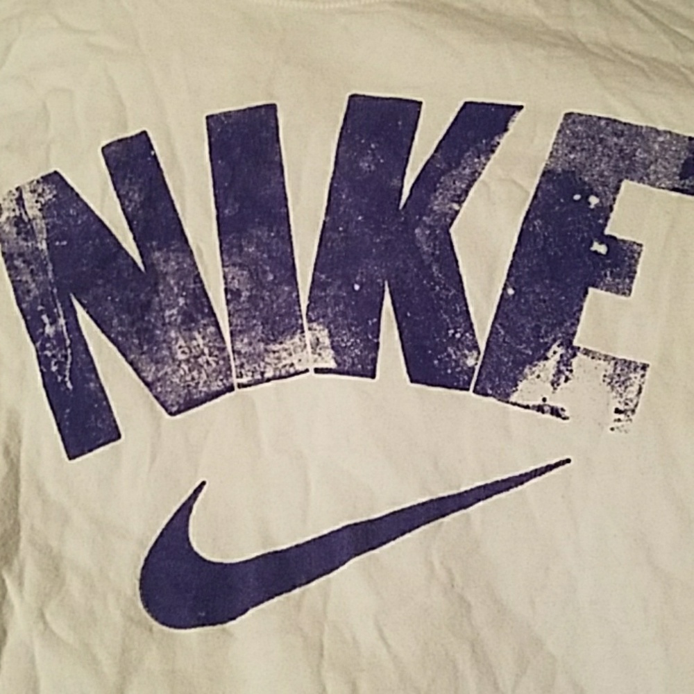Nike tee